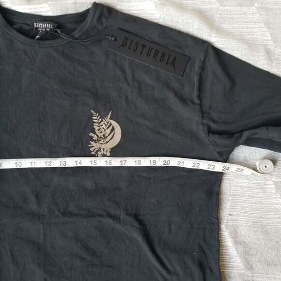 NWT Disturbia Women's Gravity Cotton Snake Printed T-Shirt Size 8 - Picture 7 of 10